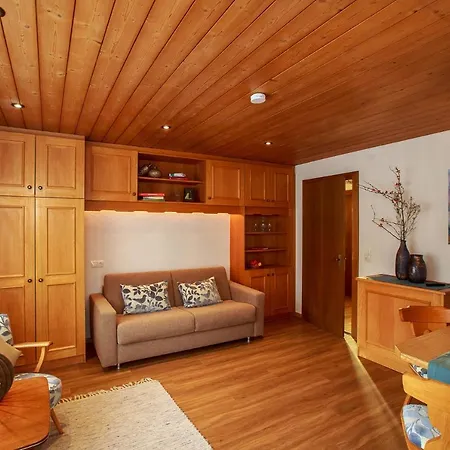 Der Ballhaushof * Prutz